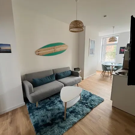 Immeuble Bavay 3 Apparts, 4 Chambres, 5 Ambiances Apartamento