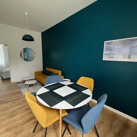 Immeuble Bavay 3 Apparts, 4 Chambres, 5 Ambiances *