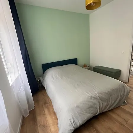 Immeuble Bavay 3 Apparts, 4 Chambres, 5 Ambiances Apartamento