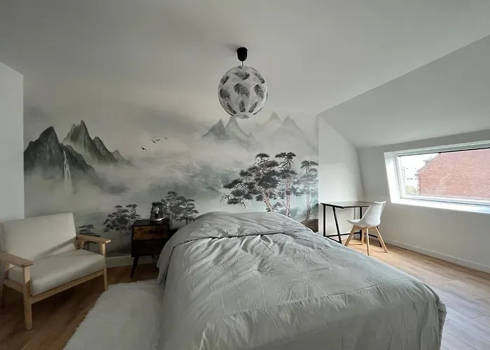 Immeuble Bavay 3 Apparts, 4 Chambres, 5 Ambiances Appartement *