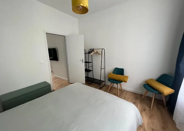 Appartement Immeuble Bavay 3 Apparts, 4 Chambres, 5 Ambiances *