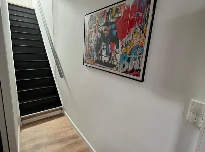 Immeuble Bavay 3 Apparts, 4 Chambres, 5 Ambiances *